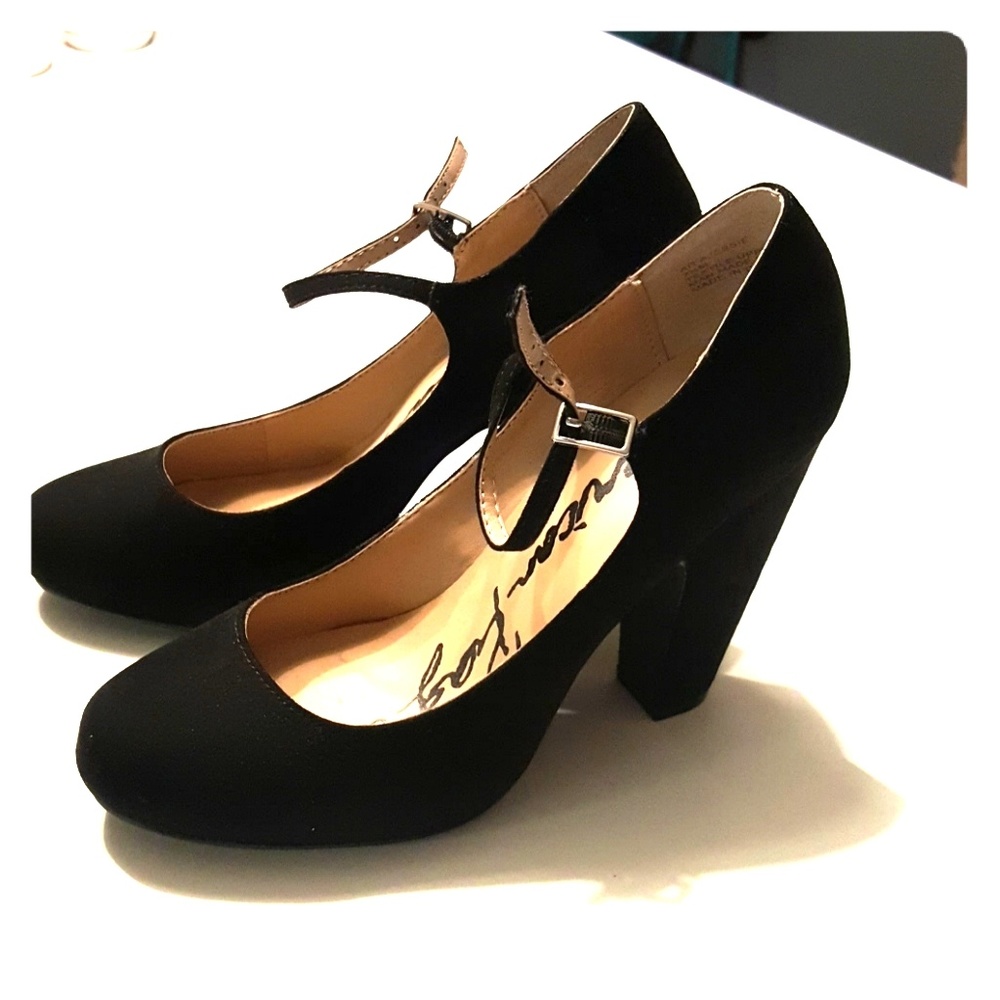 Black Mary Jane Heels